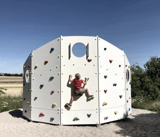 Spielplatz unterwegs, © Tourist-Info Maifeld