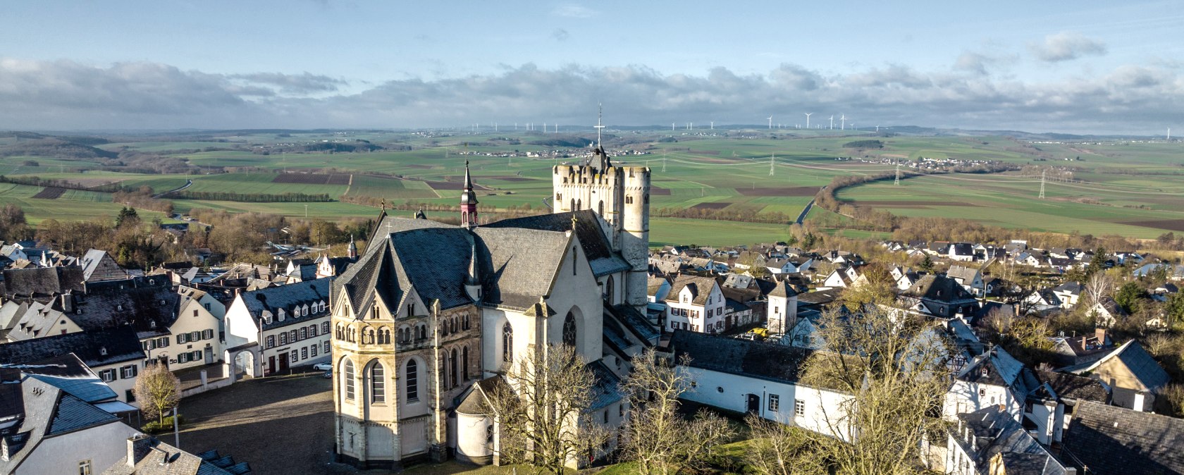 Blick auf Münstermaifeld, © Eifel Tourismus GmbH, Dominik Ketz