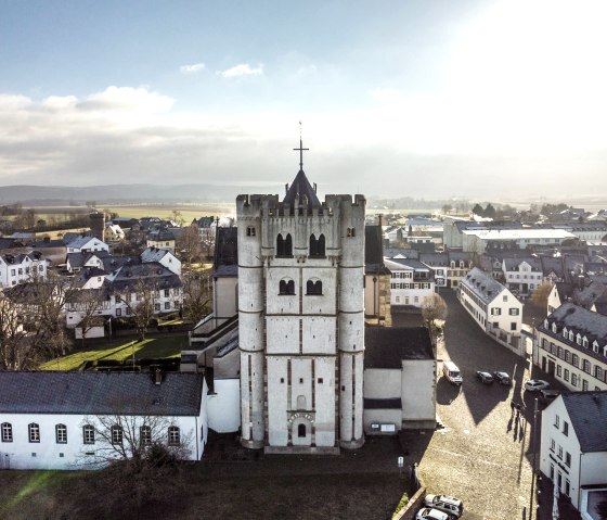 Stiftskirche St. Martin und St. Severus, © Eifel Tourismus GmbH, D. Ketz