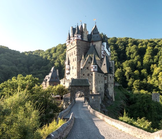Weg zur Burg Eltz, © Rheinland-Pfalz Tourismus GmbH, D. Ketz
