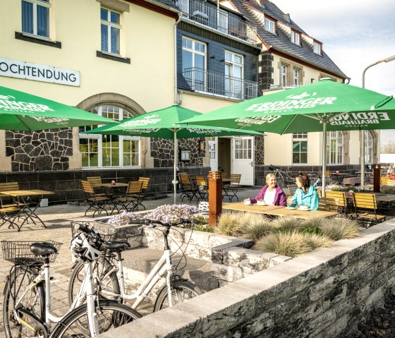 Biergarten Bahnhof Ochtendung, © Eifel Tourismus GmbH, Dominik Ketz